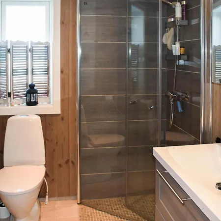 4 Bedroom Cozy In בית נופש